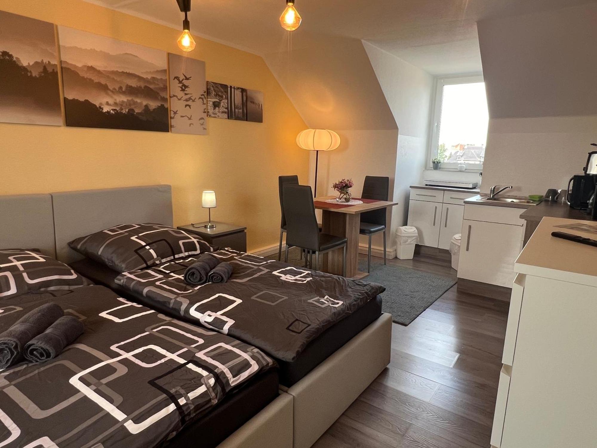 Studio Apartment Fruehauf Geithain Eksteriør billede